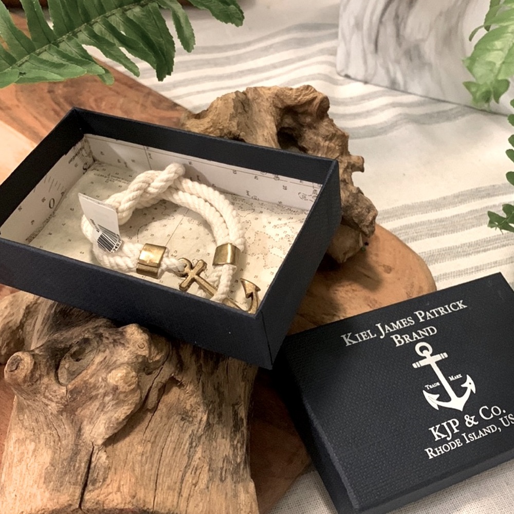Gorgeous Brand NEW Rope Bracelet with 🪝 so Beachy!!